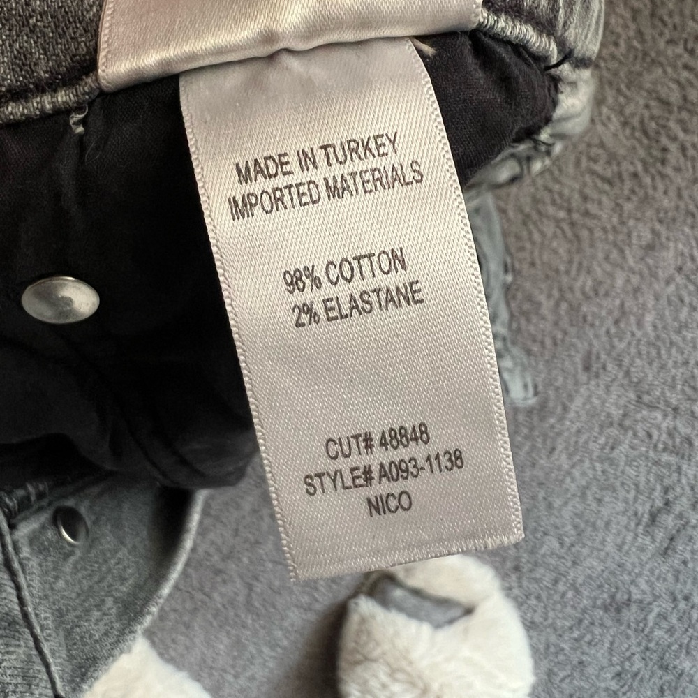 Agolde Nico High Rise Slim Jeans- Risk - Picture 8 of 8